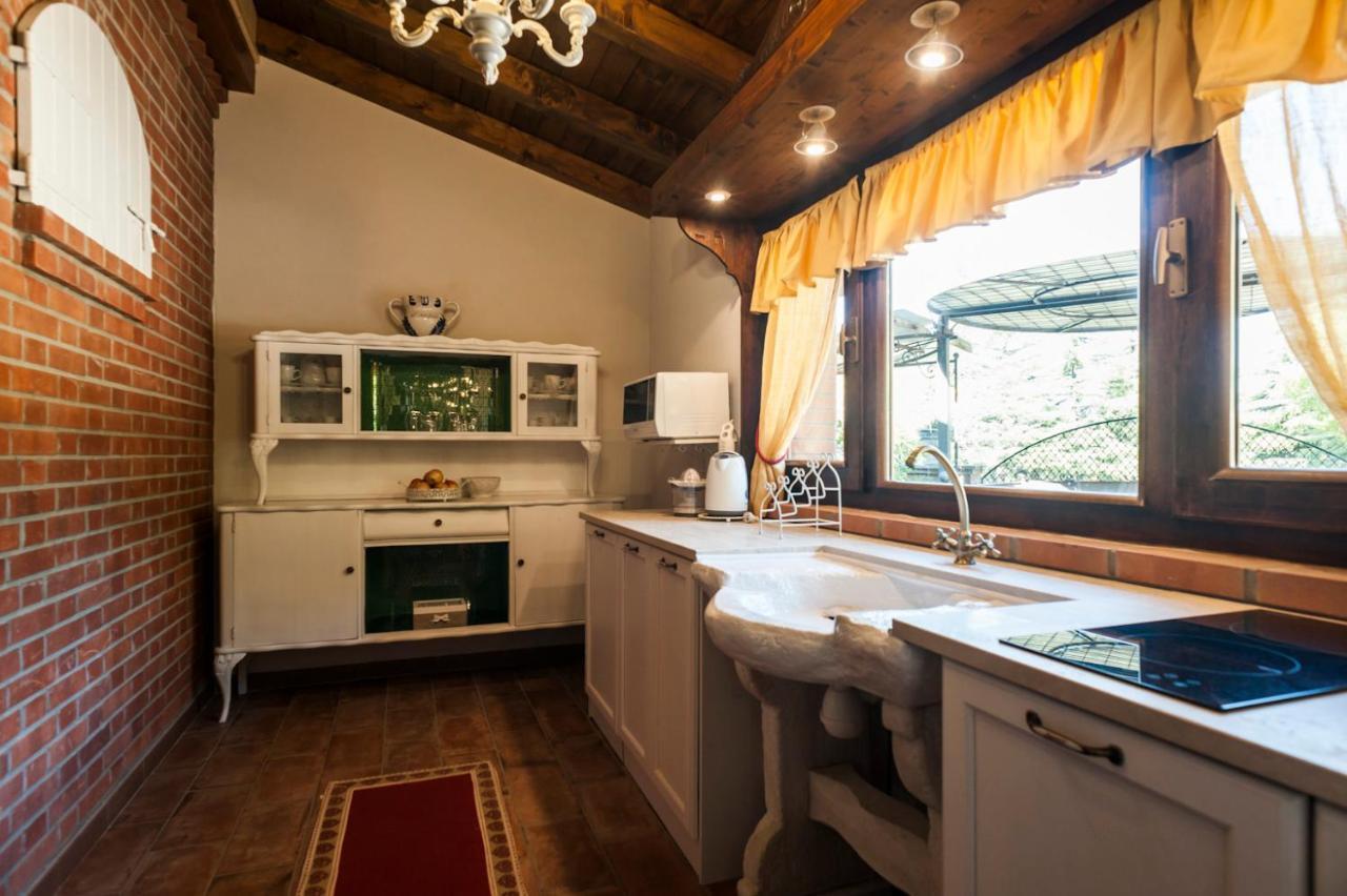 Podere Sant'Angelo Aparthotel Vernasca Exterior foto